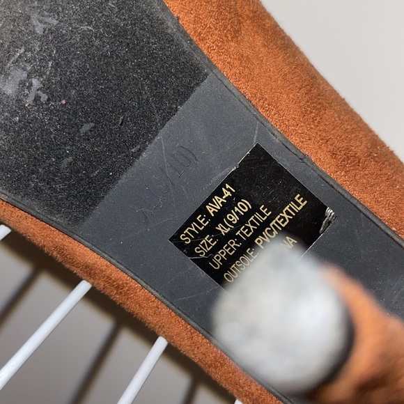 Brown booties - Picture 4 of 4